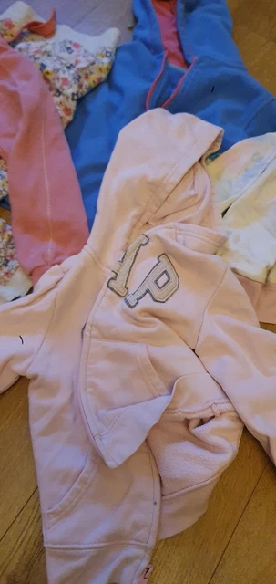 Girls clothes bundle age 4-6years Inc salt rock, Gap 3