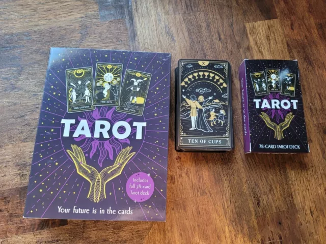 Tarot Cards and Book Set Igloobooks 2022 VGC