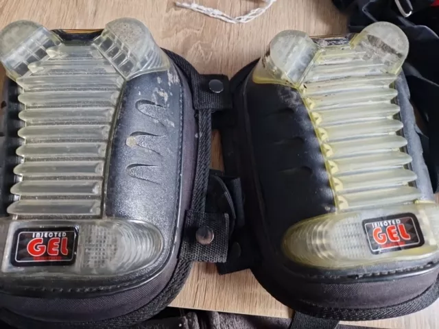 Kunys Injected Gel Traction Knee Pads