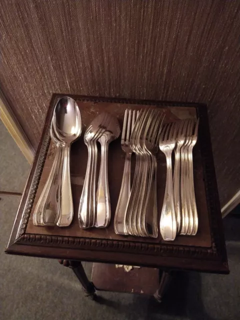 Le Couvert Français 24-Room Household Table Covered 100G