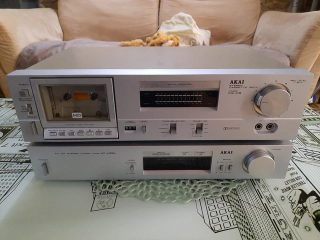 Ensemble Vintage Akai : Platine K7 Akai CS-F11 + Tuner AT-K22L AM/FM – Occasion