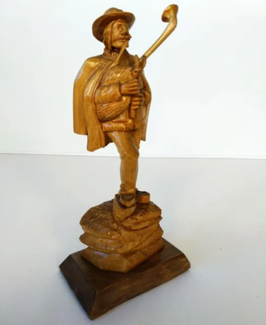 Vintage Black Forest Musician Carved Wood Sculpture Man with Bagpipe Figurine 3