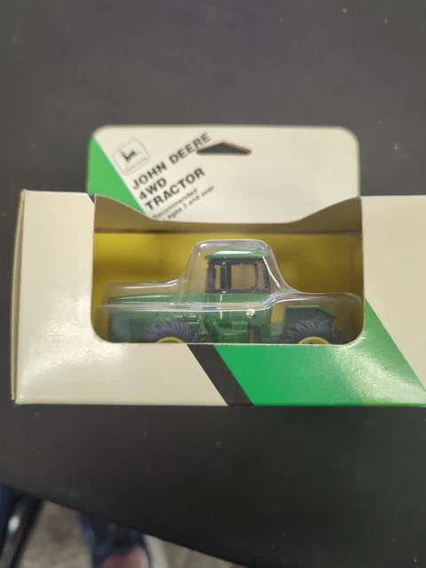 Ertl John Deere Motorized 4WD Tractor w Box, Vintage 575 1:64