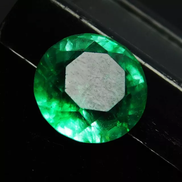 Natural Colombian Emerald Round Cut 9 Carat Green CERTIFIED Loose Gemstone