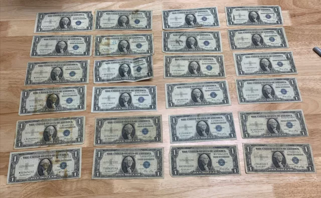Lot of 24 US 1935 E $1 One Dollar Bills Silver Certificate 1935E Blue Seal