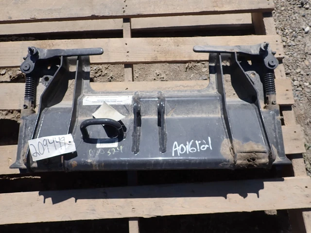 BOBCAT BOB TACH Quick Attach Plate For Mt50 Mt55 Mt85 Mt100 S70 463