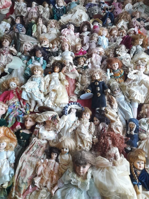 Poupée Ancienne En Porcelaine De Limoges, France, 10 Pouces, Authentique