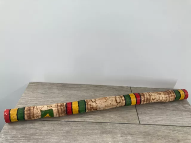 Instrumento Musical Vintage Palo de Lluvia Hecho a Mano Artista Brasil El Salvador Pintado