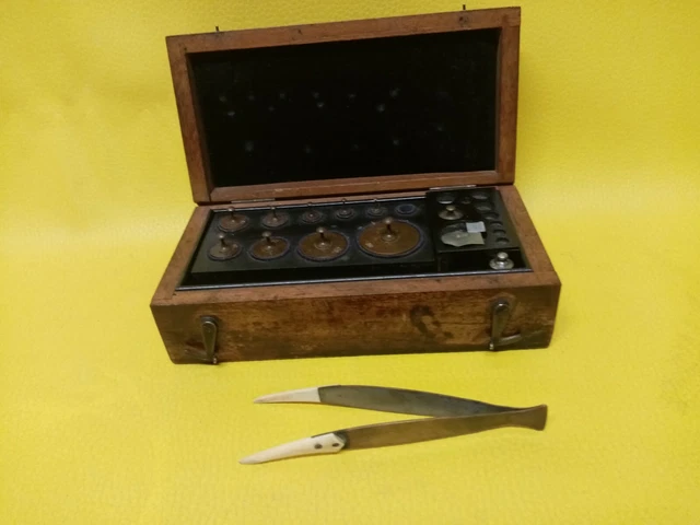 Antiker Gewichtssatz für Apothekerwaage Feingewichte (Biedermeier) 5