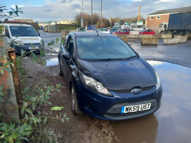 Ford Fiesta MK7 2010 Alloy Wheel Nut, Breaking/Spares.