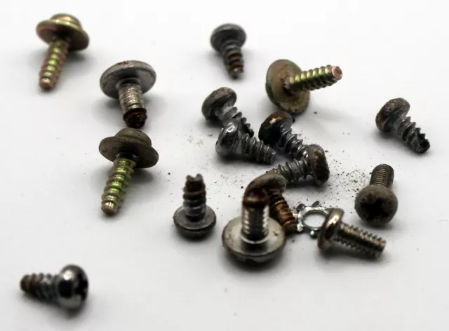 1985 Commodore PC10-II Computer Motherbaord Mounting Screws Set w/ Extras