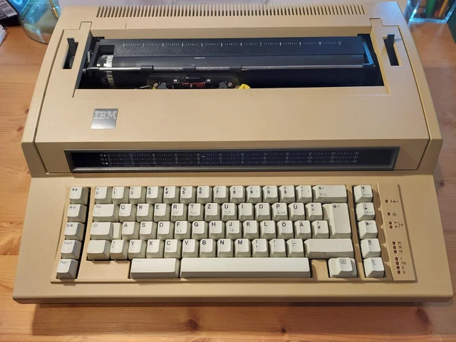 IBM 6715 Elektrische Schreibmaschine gebraucht