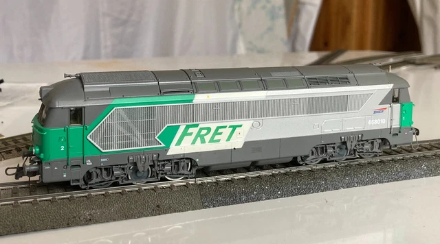 ROCO, TRAIN HO, SNCF, Réf 63463.1, Locomotive Diesel AIA 68508, Neuve en boîte. EUR 349,99 - FR