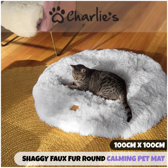 Charlie's Shaggy Ultra-Soft Faux Fur Round Calming Dog Mat Arctic White Large