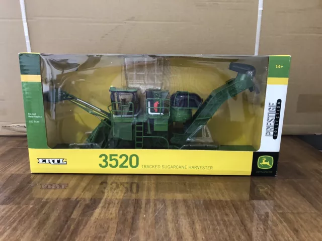 Ertl John Deere 3520 Wheeled SugarCane Harvester Prestige Collection 1/32  NIB