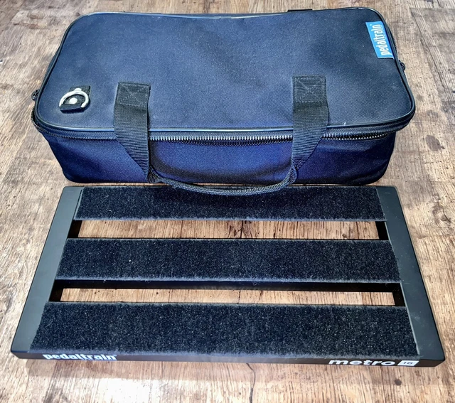 Pedaltrain Metro 16 SC & Soft Case for Guitar Effects Pedals. pedalboard, board