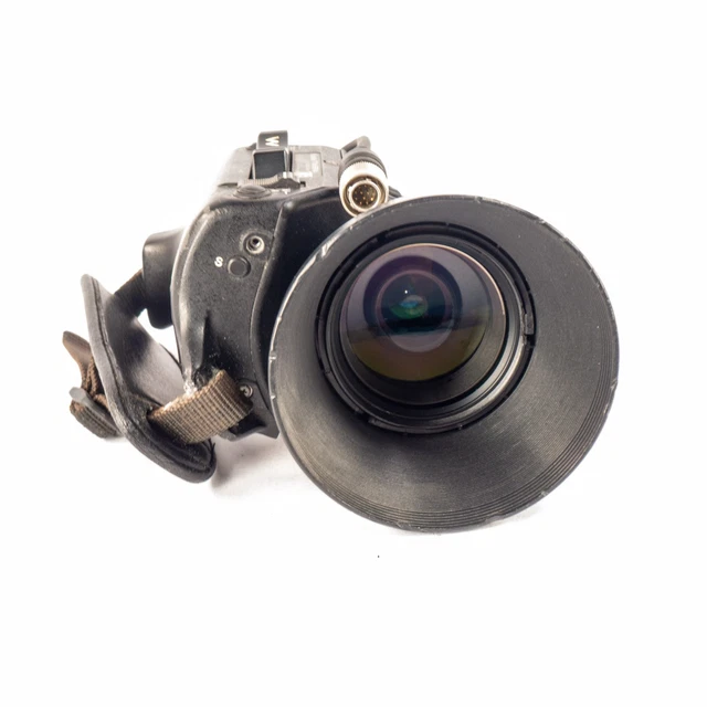 Objectif Canon J14x8,5 – Zoom Standard B4, Ouverture F/1,8, Automatique/manuelle