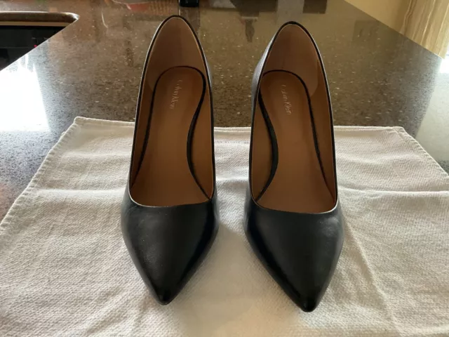 Genuine Calvin Klein BLK High Heel Pump EX Condition. Worn Once