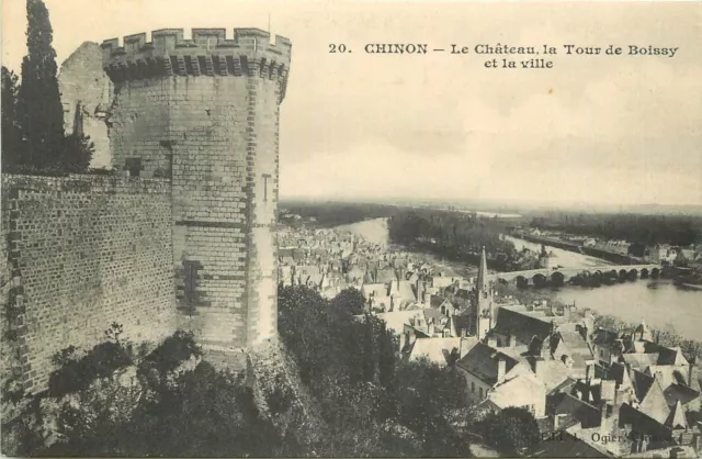 37  Chinon  Le Chateau Et La Tour De Boissy - Ad-17B-127