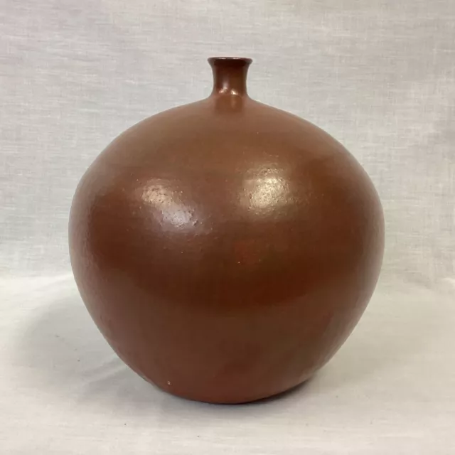 Brown Clay Vase Hand Made (11D) MO#8707