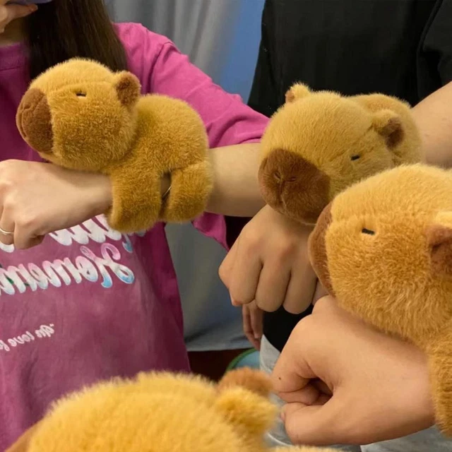 2024 PLUSH SNAP Wrist Band Bracelet Soft Toy Bracelet Toys D9F0 £6.90