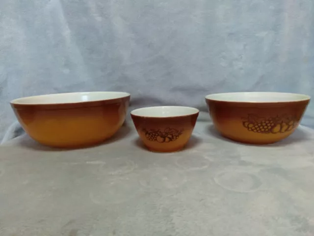 PYREX Old Orchard Brown Nesting Mixing Bowls Set Includes 401 403 404