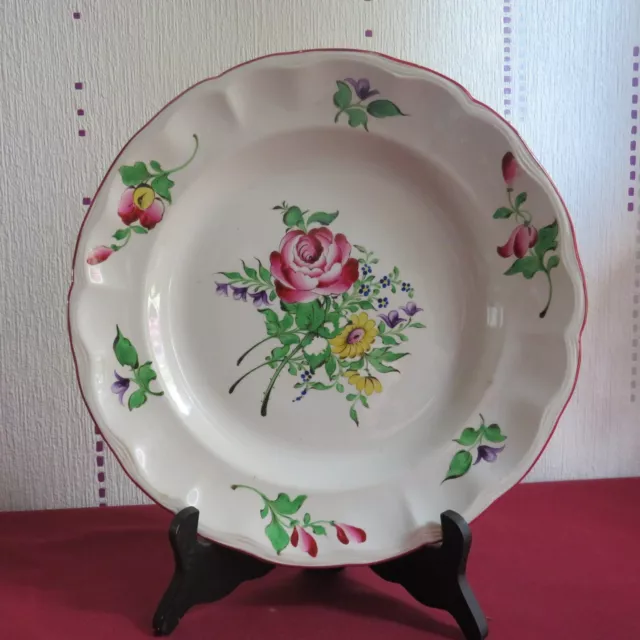 1  plat en faïence de Lunéville KG réverbère décor de  roses