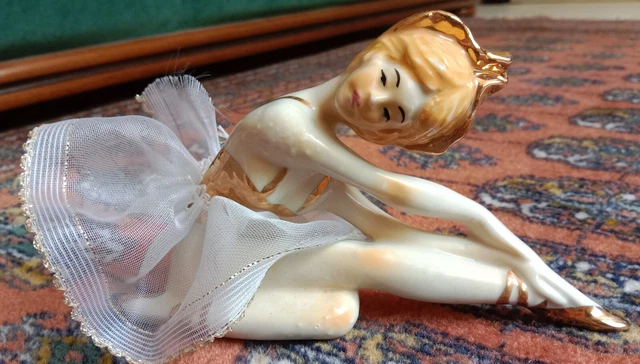 Capodimonte Italia Italie Figurine Danseuse En Porcelaine Peint A La Main