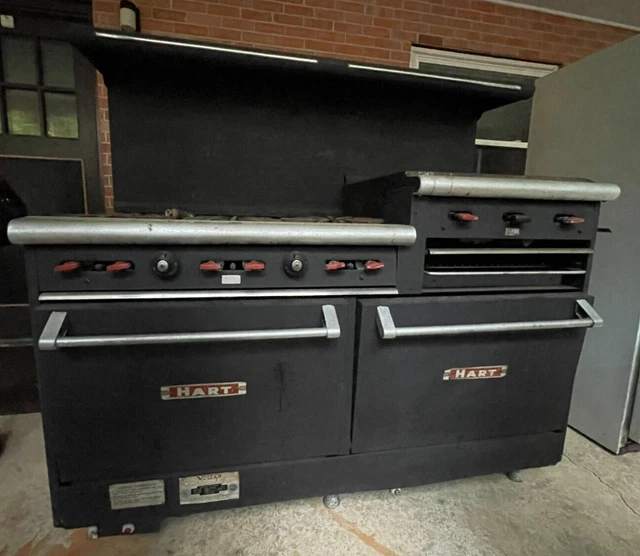 Vintage Vulcan Hart Commercial LP Gas Range Double Oven Griddle 6-Burner Stove Vintage Vulcan Hart Commercial LP Gas Range Double Oven Griddle 6-Burner Stove