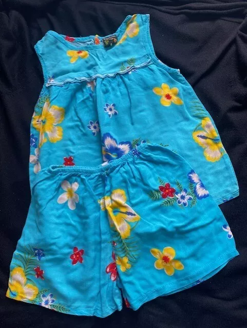 splendidi pantaloncini estivi e t-shirt pacchetto età 6