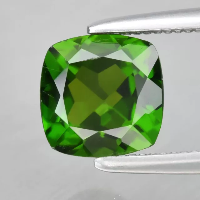 0.92ct 6x6mm VS Cushion Natural Green Diopside Gemstone, Russia