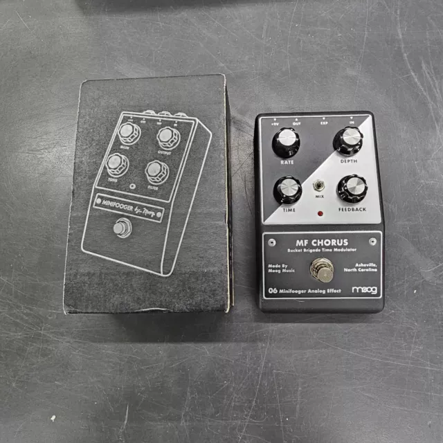 MOOG MINIFOOGER MFS-Chorus Analog Effects Pedal