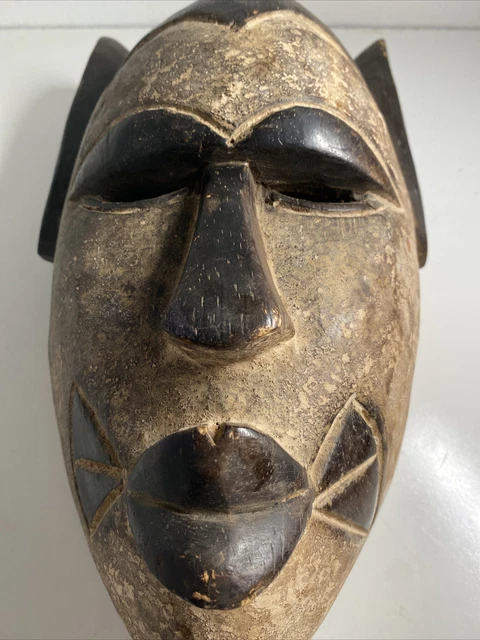 Mask: Unique Tribal African Mask 11