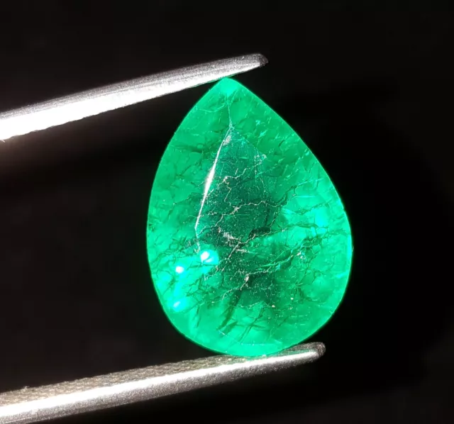 Suelto Gema Verde Natural Esmeralda 11.62CT Certificado Forma Pera AAA+ Calidad