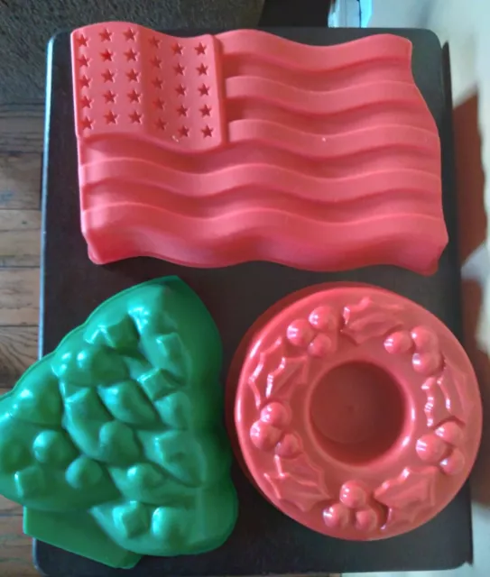 Lot Of 3 Jello JELL-O Molds Christmas Tree, Holly Leaves & Berries And Us Flag