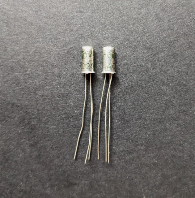 SK3004 PNP Germanium Transistor - Replacement For NTE102A / ECG102A - New Unmarked