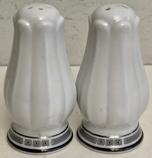 Noritake Salt And Pepper Shakers Black & White