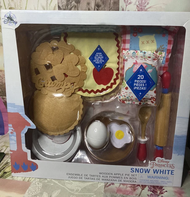 Disney Princess Snow White Wooden Apple Pie Playset Seven Dwarfs