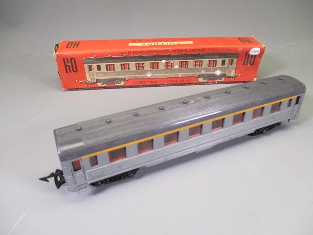 JOUEF PRESTIGE 1/87 HO REF : 5309 VOITURE VOYAGEURS 1ère Cl