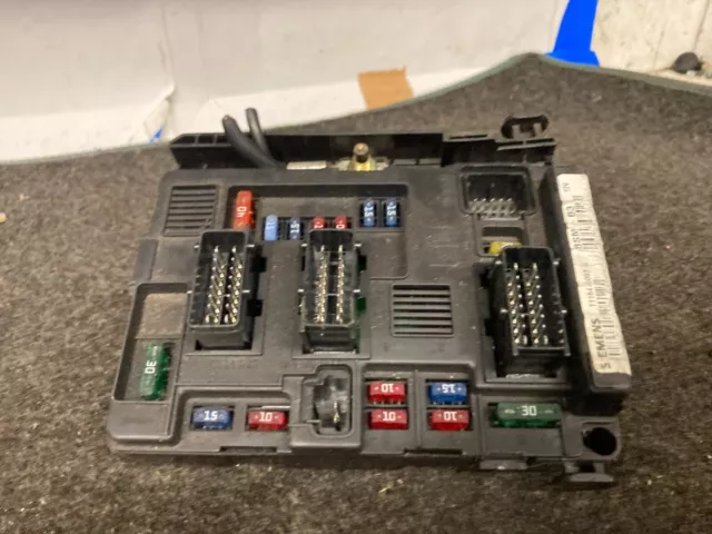 2002 Citroen C3 Sx Hdi 1.4L Fuse Box 9643498880