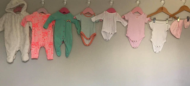 Pacchetto di vestiti per bambine neonate - età 0-3 mesi M&S tu F&F mini club