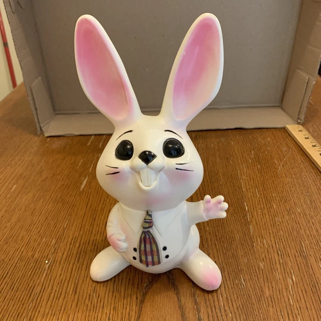 VINTAGE 70s Plastic Blow Mold Bunny Rabbit Bank w/ Stopper Niagara Kitsch 10"