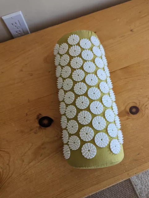 Almohada de masaje original de acupresión cuello descanso dolor