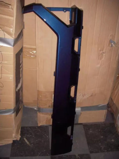2020-23 Ranger XP1000 Polaris Right Box Trim Used DEALER DISPLAY 5453778-070