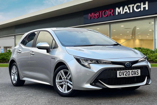 2020 TOYOTA COROLLA 1.8 VVT h Icon Tech CVT Euro 6 s s 5dr
