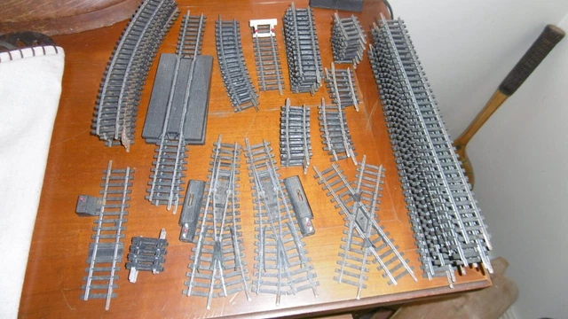 LOT TRAIN ELECTRIQUE h0 rails transformateur jouef EUR 1,00 - FR