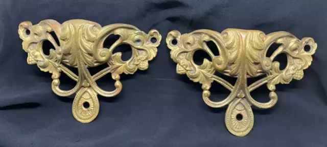 1 Paar antike alte Bronze Ornamente Möbel-Beschlag gewölbt vergoldet Jugendstil
