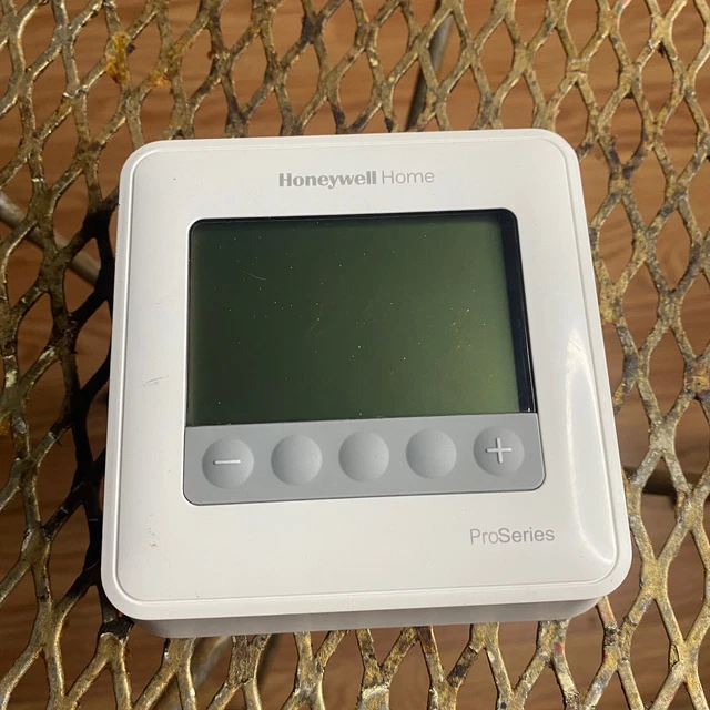 HONEYWELL T4 PRO Programmable Thermostat TH4110U2005/U 25.00 PicClick
