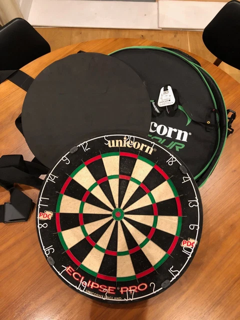 UNICORN ON TOUR Portable Travel System Dartboard £35.00