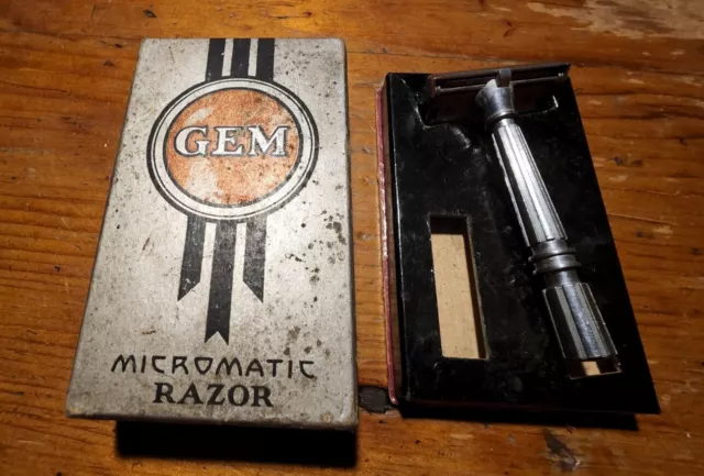 Vtg GEM Micromatic Open Comb Single Edge Safety Razor w/ Blade & Box - J2